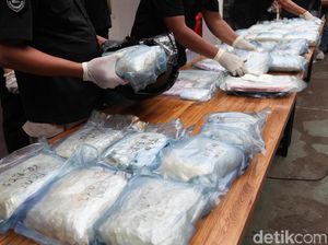 BNN Ungkap Pengiriman Sabu 133 Kg dan Ribuan Ekstasi Asal Malaysia