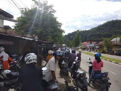 Hindari Operasi Zebra, Pengendara di Pessel Parkir Massal