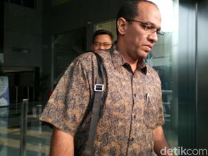 Diperiksa KPK, Ketua DPC Hanura Tegal Ditanya soal Bunda Sitha
