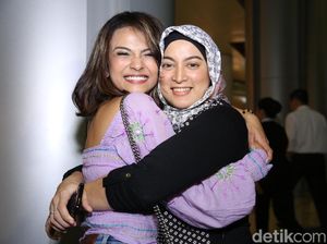 Diragukan Berdamai, Vanessa dan Jane Shalimar Bantah Hanya Gimmick Diragukan Berdamai, Vanessa dan Jane Shalimar Bantah Hanya Gimmick