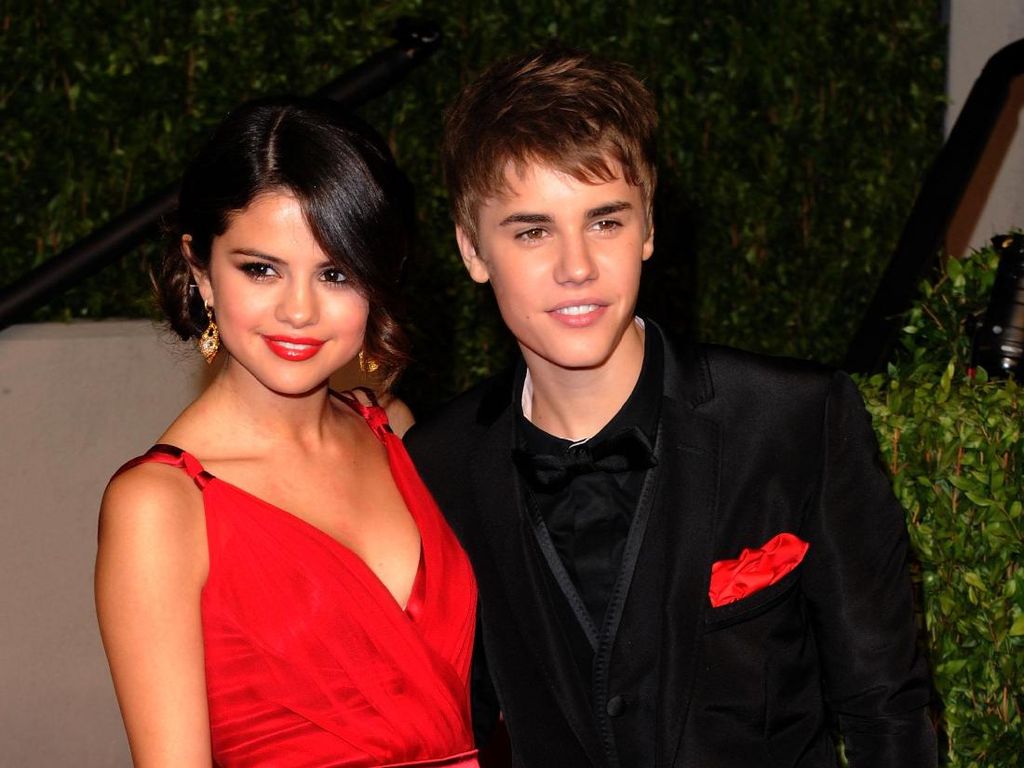 Masalah Selena Gomez dengan Ibunya Bukan karena Justin Bieber Masalah Selena Gomez dengan Ibunya Bukan karena Justin Bieber