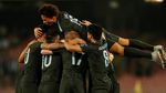 Foto-foto Terbaik Liga Champions: Aguero Sang Legenda, Malam Suram Madrid