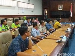 Gantian, Sopir Taksi Argo Datangi DPRD DIY Dukung Permenhub 108