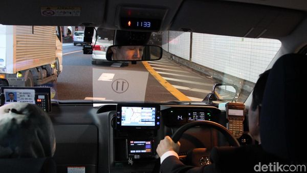 Jalanan Jepang yang Tertib, Meski Macet Tak Ada yang Serobot