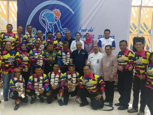 Lahap 3.000 Km, Peserta Gowes Sepeda dari Sabang Tiba di Jakarta Lahap 3.000 Km, Peserta Gowes Sepeda dari Sabang Tiba di Jakarta