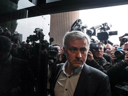 Mourinho Penuhi Panggilan Pengadilan, Sebut Kasus Pajaknya Sudah Selesai