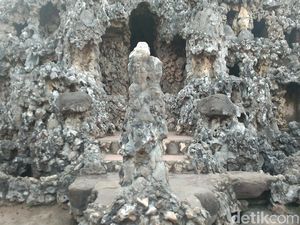 Mitos Patung Perempuan Angkuh yang Enggan Menikah Seumur Hidup