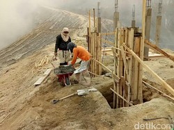 Puncak Ijen Tetap Dibangun, Ini yang Dilakukan Aktivis Lingkungan