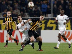 Milan Diimbangi AEK Tanpa Gol