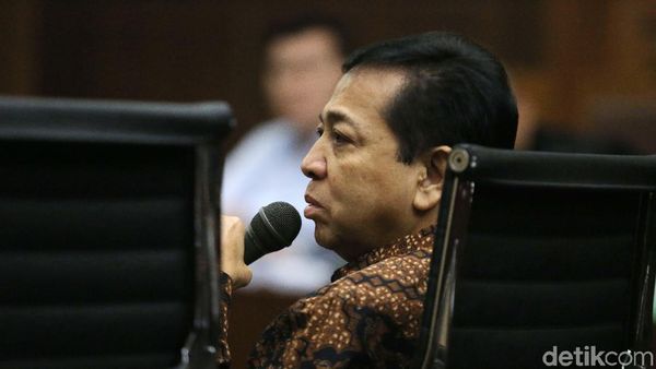 Setya Novanto Bersaksi untuk Andi Narogong