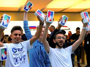 iPhone X Sambangi 14 Negara Baru, Indonesia Kapan?