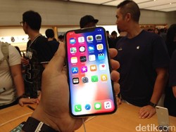 Begini Suasana Pembelian iPhone X di Singapura