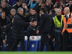 Conte Tuntut Respek dari Mourinho