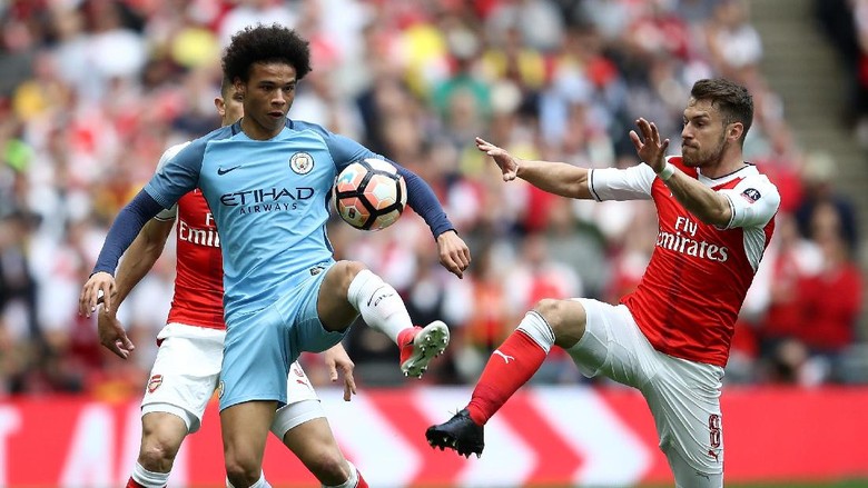 Arsenal Tak Akan Parkir Bus di Etihad Arsenal Tak Akan Parkir Bus di Etihad