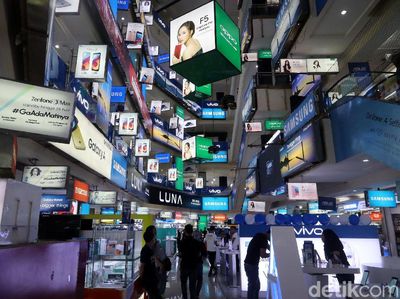 ITC Roxy yang Tak Pernah Sepi