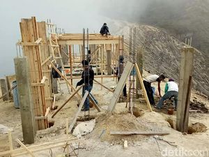 Pecinta Fotografi Sayangkan Pembangunan Puncak Ijen