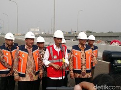 Jokowi: Dulu Pada Enggak Percaya Tol Becakayu Bisa Rampung