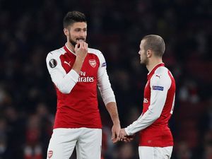 Tim Pelapis Loloskan Arsenal