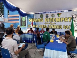 Sidang di Tempat Bagi Pelanggar Operasi Zebra di Lamongan