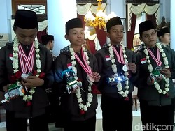 Keren, Santri Mambaus Sholihin Blitar Borong Juara Robotik Games