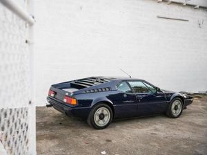 Foto: BMW M1 Jadul Seharga Dua Lamborghini Foto: BMW M1 Jadul Seharga Dua Lamborghini