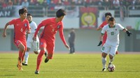 Egy mencetak empat gol dari pertandingan melawan Brunei Darussalam dan Timor Leste. Tapi, dia kali ini tak mampu menjebol gawang Korsel. Foto: AFP PHOTO / VISIONSTYLER PRESS / KIM DOO-HO