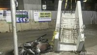 Ini Beton Proyek MRT yang Jatuh di Jaksel dan Timpa Motor