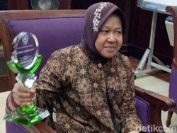 Ini Cerita Risma Saat Surabaya Dapat Penghargaan Global Green City