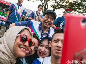 Berebut Selfie dengan CT saat Lomba Lari