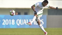 Saddil Ramdani dipercaya tampil sebagai starter di lini tengah. Foto: AFP PHOTO / VISIONSTYLER PRESS / KIM DOO-HO