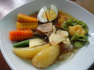 Lezatnya Paduan Biefstuk, Salad dan Sup dalam Seporsi Racikan Selat Lezatnya Paduan Biefstuk, Salad dan Sup dalam Seporsi Racikan Selat