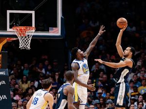 Warriors Atasi Nuggets, Sapu Bersih Rentetan Laga Tandang Warriors Atasi Nuggets, Sapu Bersih Rentetan Laga Tandang