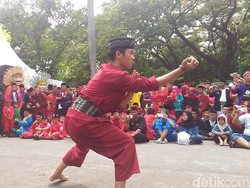 Video: Momen Anies Hadiri Milad Brigade 411 Jawara Betawi