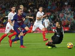 Alcacer Dua Gol, Barca Atasi Sevilla 2-1