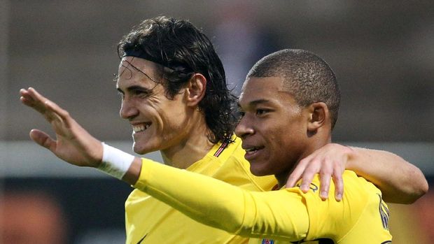 Edinson Cavani bisa menjadi korban kedatangan Antoine Griezmann pada musim panas nanti.