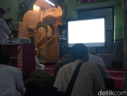 Dari Mekah, Habib Rizieq akan Ceramah di Masjid Tanah Abang
