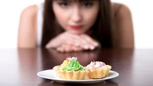 Terlalu Banyak Makan Gula? Lakukan Ini untuk Menetralkannya