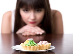 Terlalu Banyak Makan Gula? Lakukan Ini untuk Menetralkannya