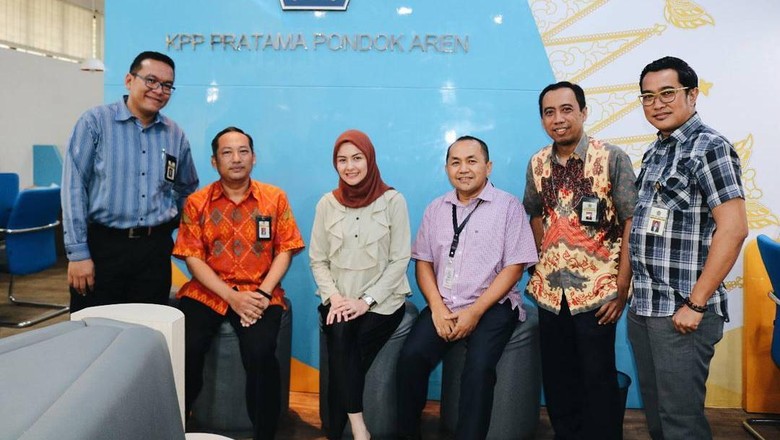 Revalina S Temat Deg-degan Datang ke Kantor Pajak