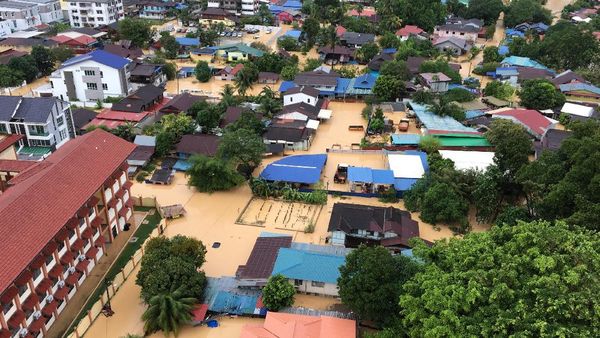 Foto: Banjir Bandang Menyerang, Penang Tergenang