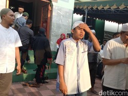 Usai Dengarkan Ceramah Habib Rizieq, Jemaah Jalan Kaki ke Monas