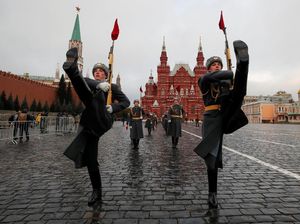 Puncak Corona Terlewati, Rusia Akan Gelar Parade Militer 24 Juni