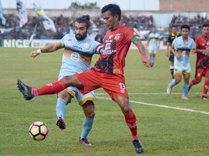 Persela Diimbangi Persiba 2-2, Sriwijaya FC Gasak Persegres 10-2