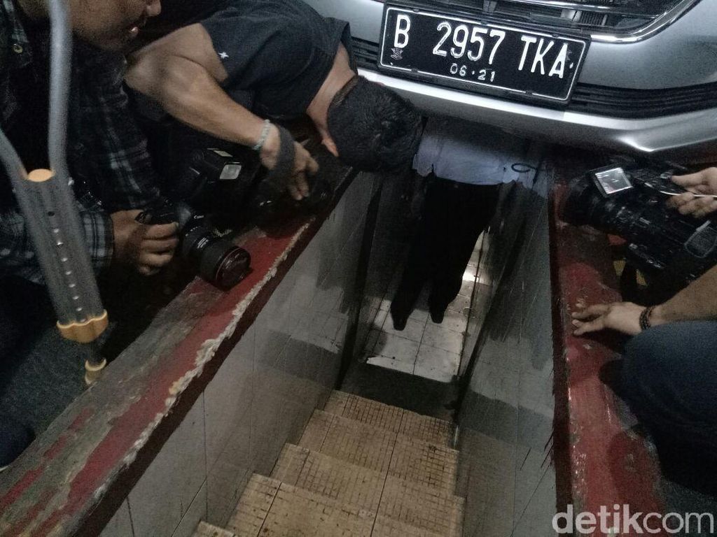 Sopir Taksi Online Ngeluh Uji KIR Mahal, Kemenhub: Pasti Ada Calo Sopir Taksi Online Ngeluh Uji KIR Mahal, Kemenhub: Pasti Ada Calo