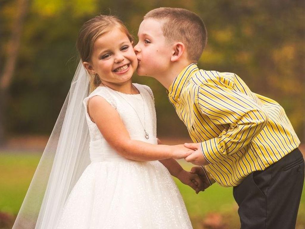 Kisah Mengharukan di Balik Foto Prewedding Anak 5 Tahun Kisah Mengharukan di Balik Foto Prewedding Anak 5 Tahun