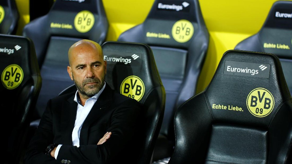Borussia Dortmund memberhentikan Peter Bosz (Foto: Leon Kuegeler/Reuters)