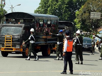 Ada Simulasi Kirab, Lalin Menuju Graha Saba Buana Dialihkan