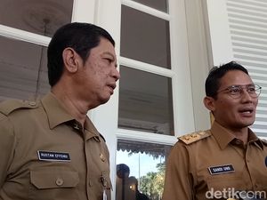 Pernah Mundur di Era Ahok, Rustam Effendi Jadi Staf Sandiaga Pernah Mundur di Era Ahok, Rustam Effendi Jadi Staf Sandiaga