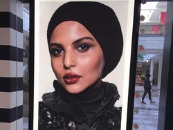 Meski Bukan Artis, Sephora Pilih Karyawan Berhijab Ini Jadi Modelnya