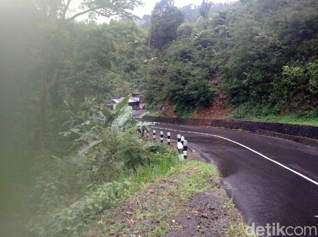 Cara Aman Lewat Tanjakan Panganten yang Horor di Garut Cara Aman Lewat Tanjakan Panganten yang Horor di Garut